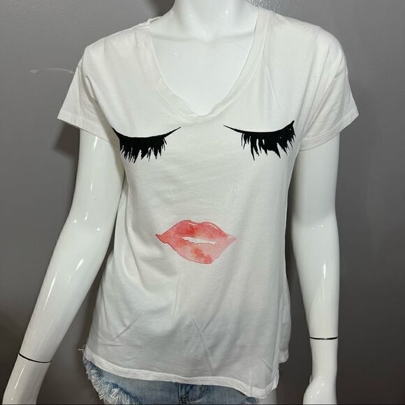 G Supply V-neck, Hi-Low cotton‎ tee with eyelashes and lips - S - Picture 6 of 12